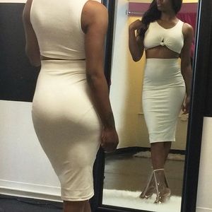 2 pc Off White skirt set